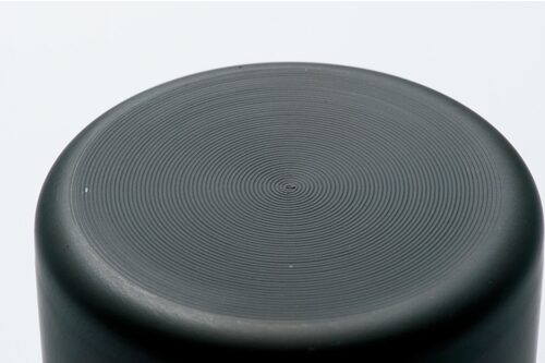 ナベの底面には、滑り止めが施されている。