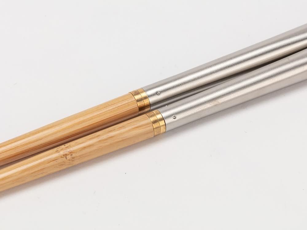スノーピークの和武器Mの本体持ち手と箸先端ディップ部のジョイント部になる