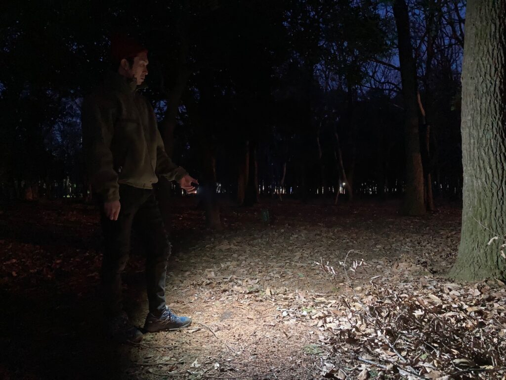 キャンプ場のトイレに行くときにランタンを使用。