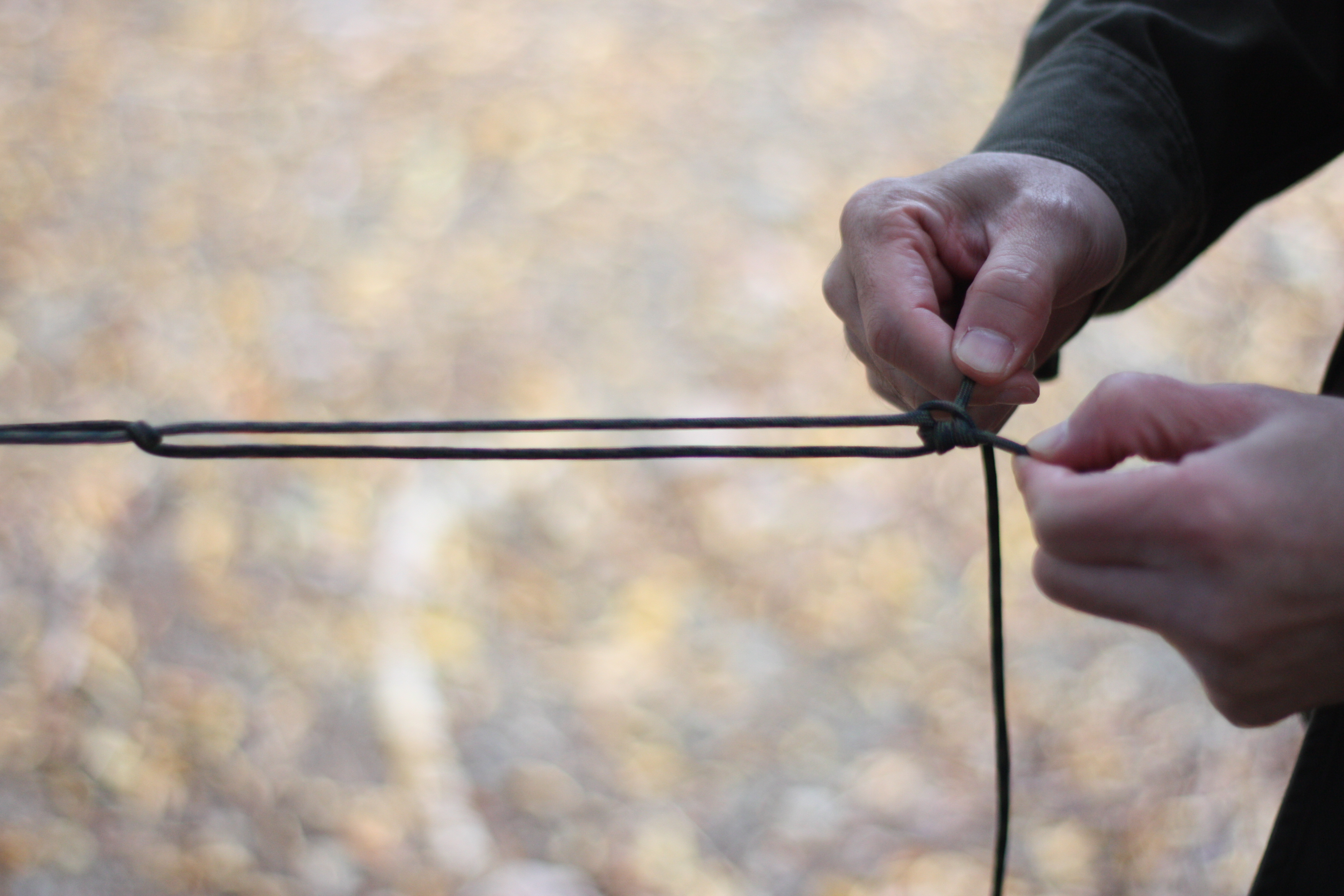 【おすすめ】ロープワークを覚えておくと、テントやタープ設営が簡単にできる。