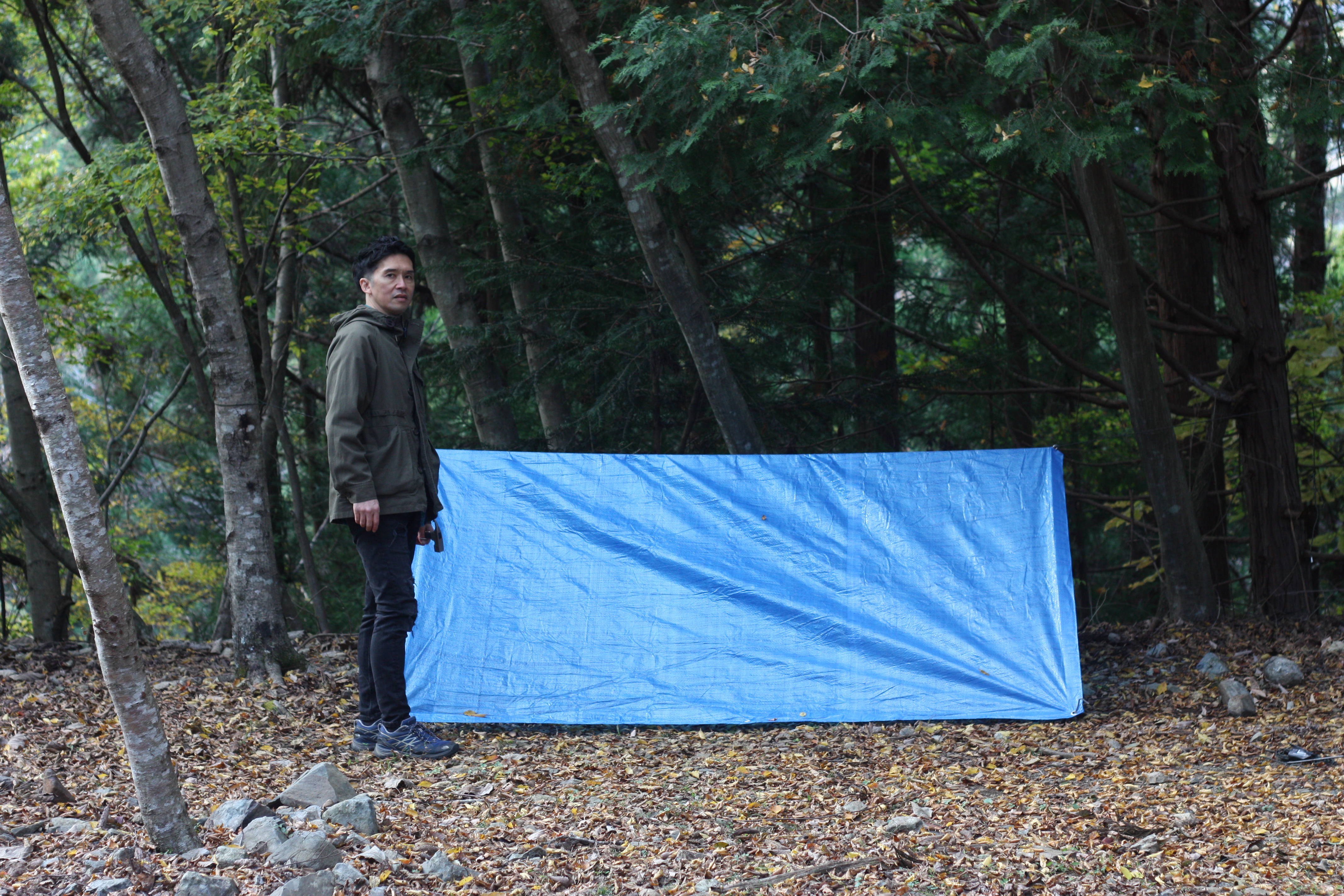 テント・シェルターを設営してみよう。