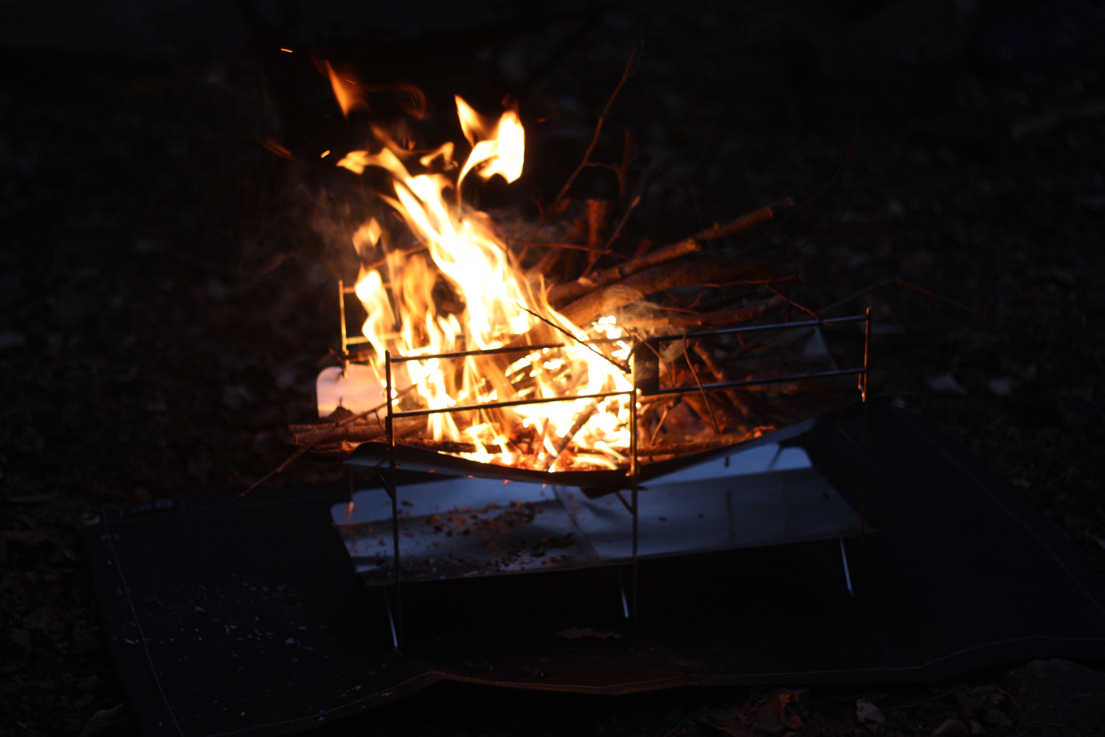 ソロキャプの醍醐味といえば、やっぱり焚き火。
