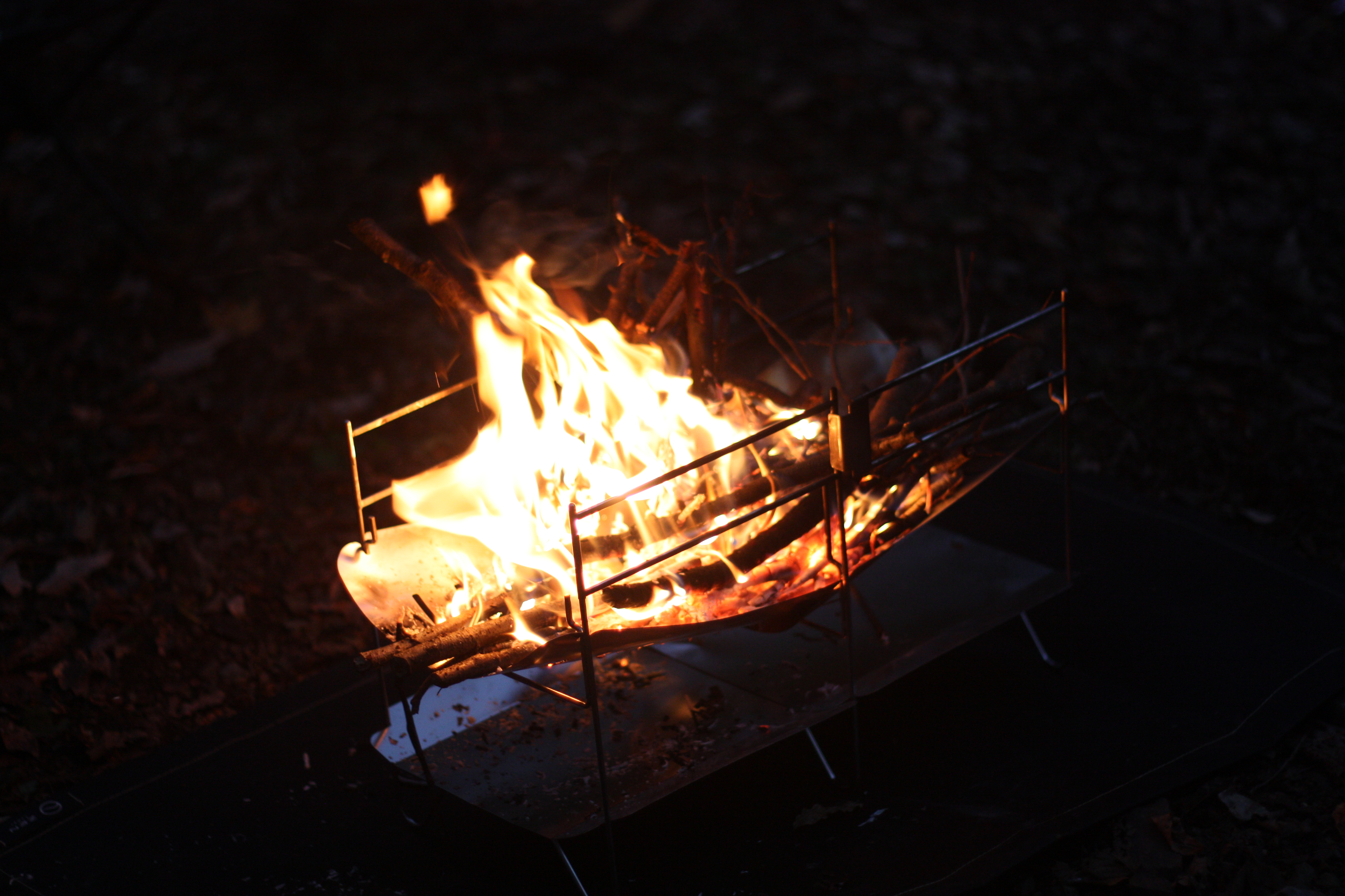 筆者の焚き火台