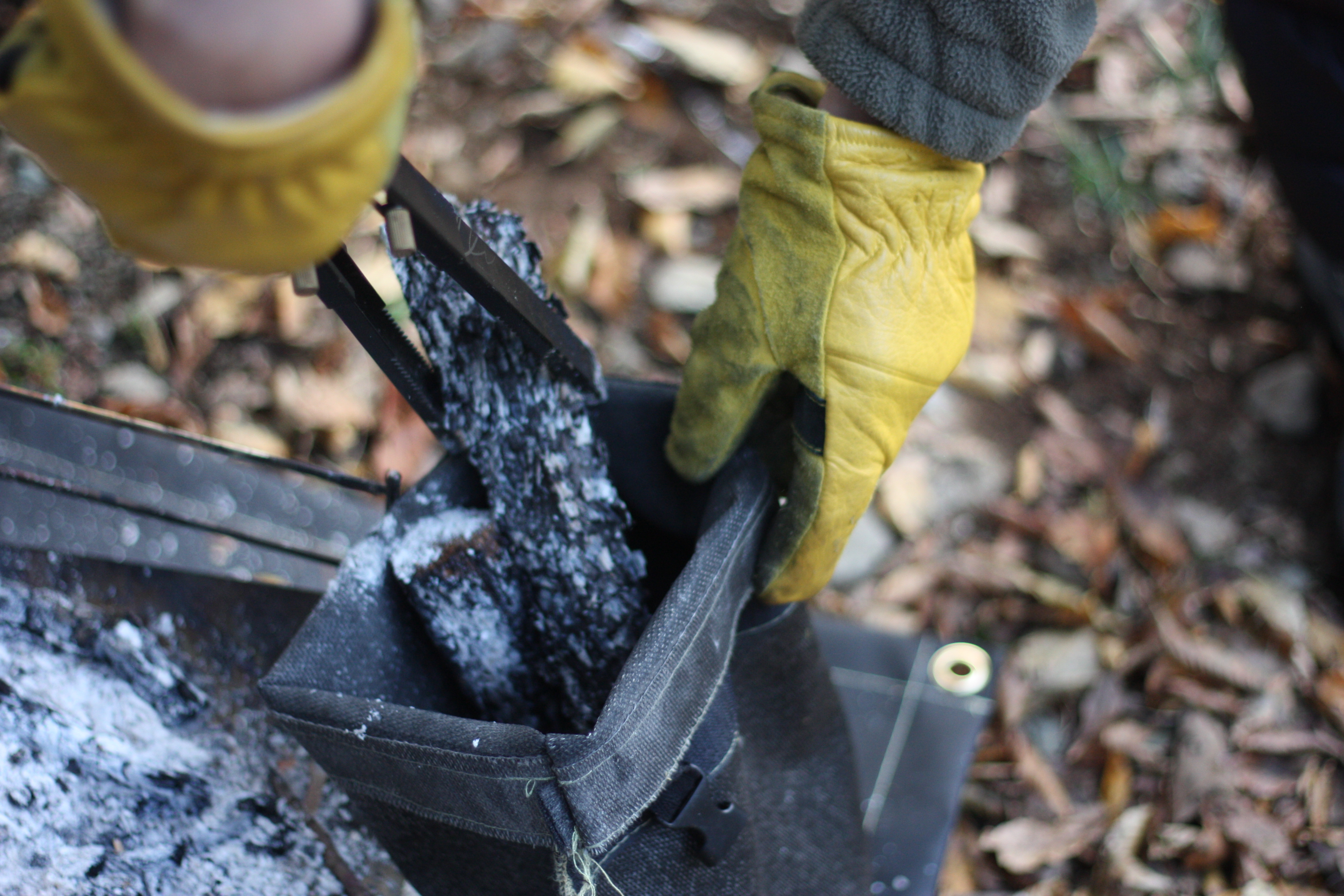 【まとめ】ソロキャンプにおすすめの最強の耐熱グローブ。