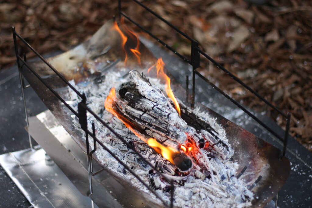 焚き火台NT FIRE STANDは、面倒な後処理も抜群にしやすい