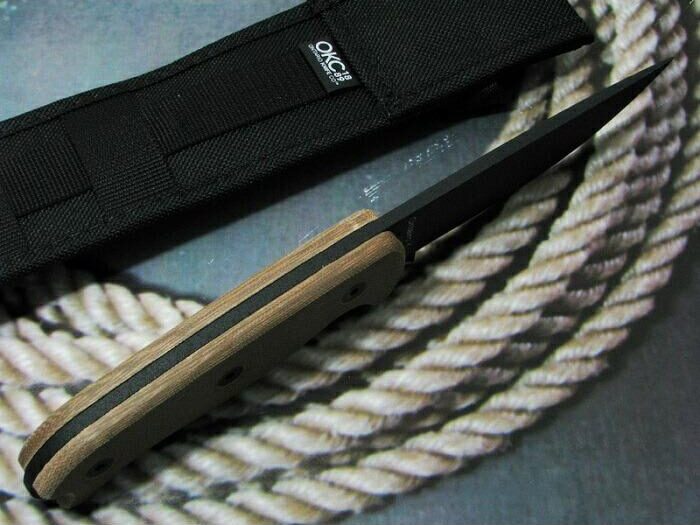 オンタリオ TAK1 1095には、ナイロン製のシースを付属する。