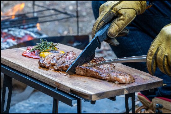 東京クラフトのデルタターロンは持ち手の場所を変えることが可能。
