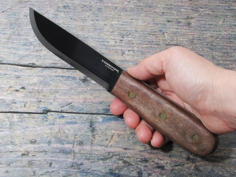 ブッシュクラフト ベーシック 5インチはフルタング構造を採用